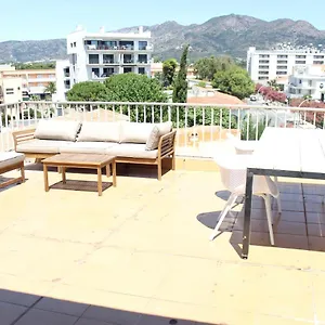 Appartement Beautiful Loft, Huge Sunny Terrace, View Over The And Sea, Roses